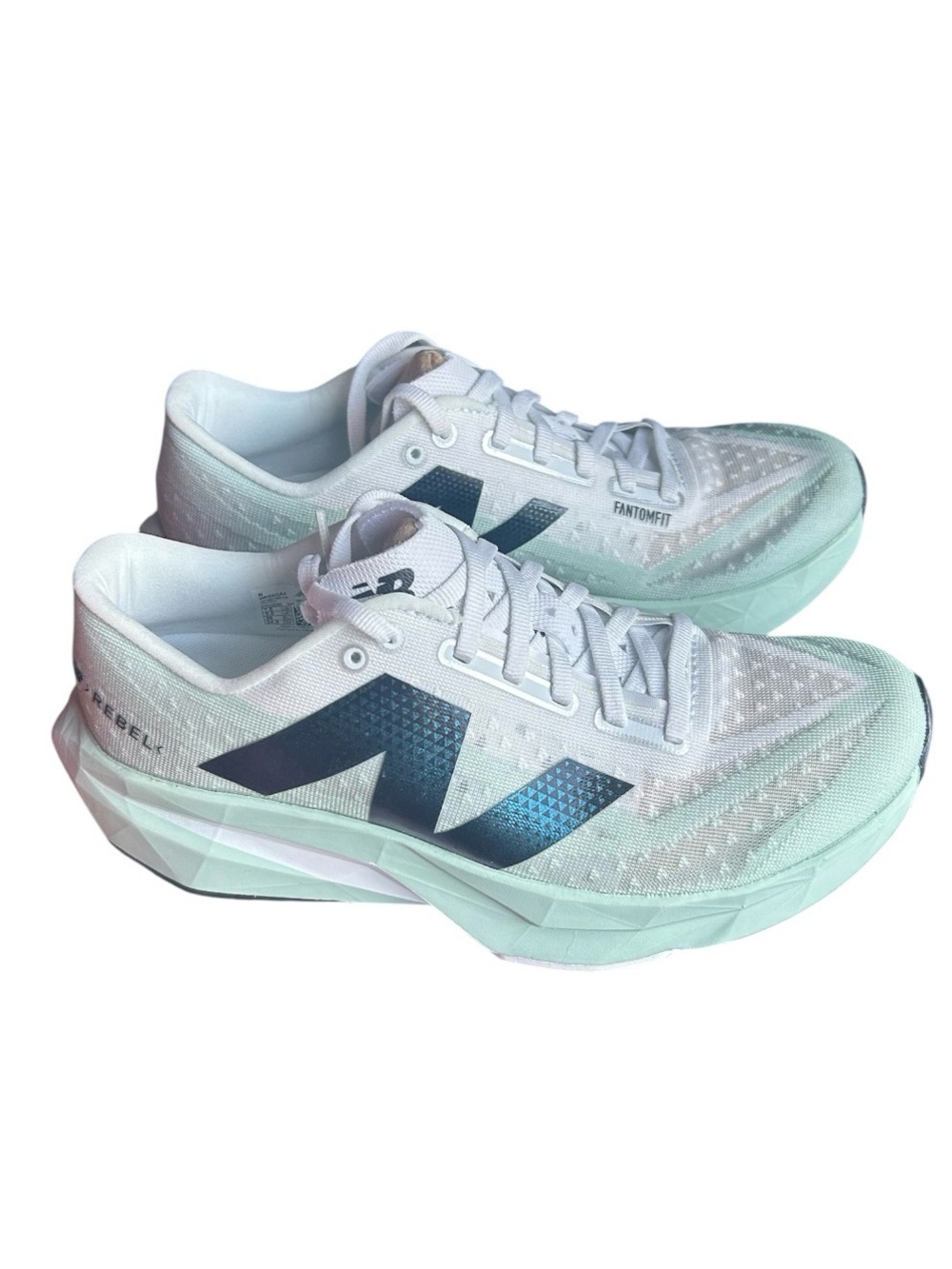 New Balance Rebel Fuel Cell V4